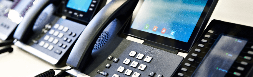 What is a VoIP : Internet phone?