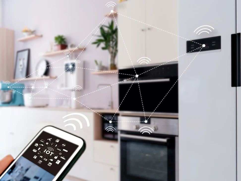 LG and Samsung's apps will allow you to operate each other's household appliances