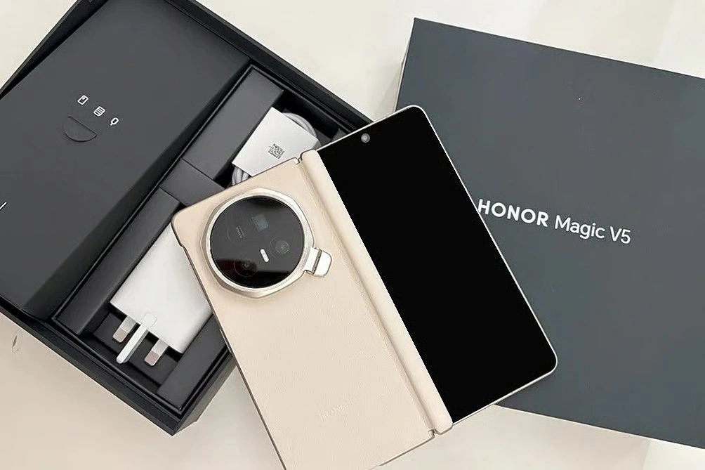 HONOR Magic V5 Review