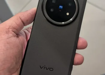 Vivo X Fold 5 Review A Folding Phone That Finally Nails the Camera