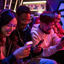 Best Budget Powerhouses Smartphones You Can Buy in 2026 1 A group of people using smartphones-Best Budget Powerhouses Smartphones You Can Buy in 2026